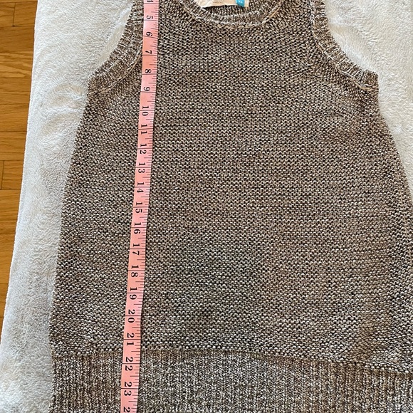 Sparrow Anthro Tank Sweater - Picture 4 of 7